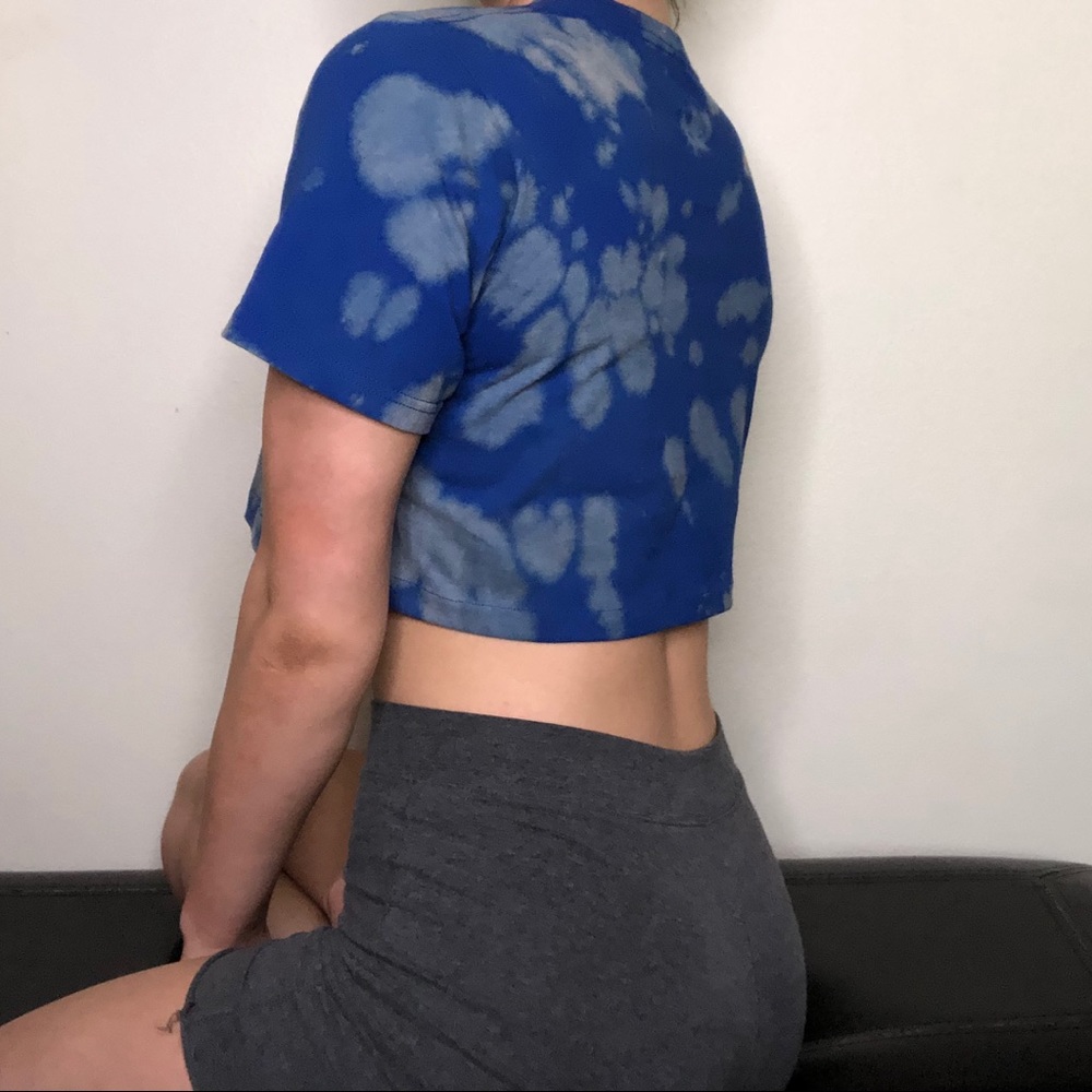 Adidas Cropped T-shirt - Picture 3 of 4